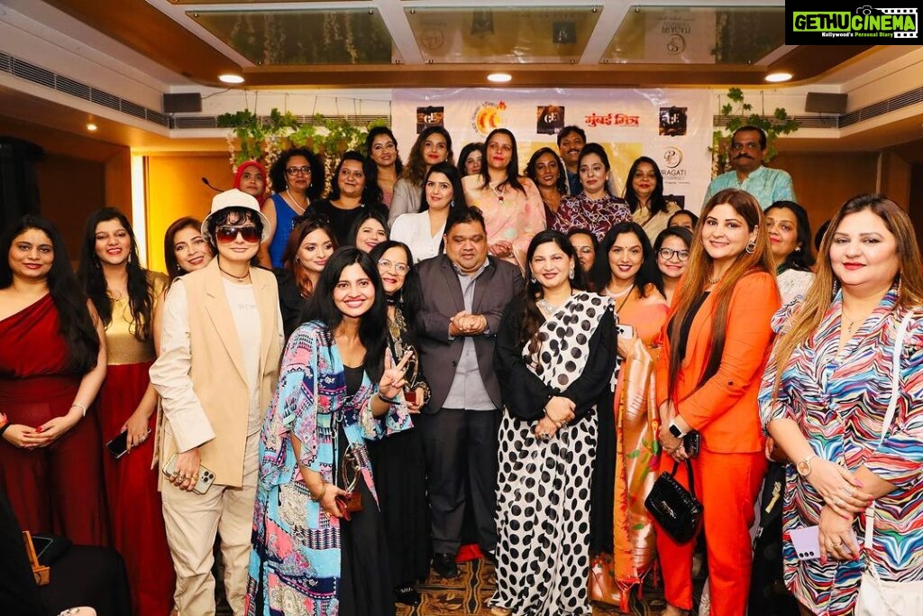 Leslie Tripathy Instagram - Manisha Ranawat attended as one of the Guests of Honour at the Growing Entrepreneurs awards 5th edition and magazine launch. The event was organised by Nidhi Pandya.The event was beautifully presented by the gorgeous and dynamic Celebrity Anchor Leslie Tripathy.