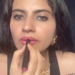 Leslie Tripathy Instagram - @reneeofficial Achieve matte-perfection with RENEE Very Matte Lipstick combo. ✅ High color payoff with matte finish ✅Enriched with Hyaluronic acid ✅ Long-lasting & comfortable Use Code: LESLIESO10 to get 10% off on www.reneecosmetics.in #ReneeCosmetics #ReneeEveryday #VeryMatte #longlasting #Mattelipstick #lightweight #verymattecombo #ad Mumbai, Maharashtra