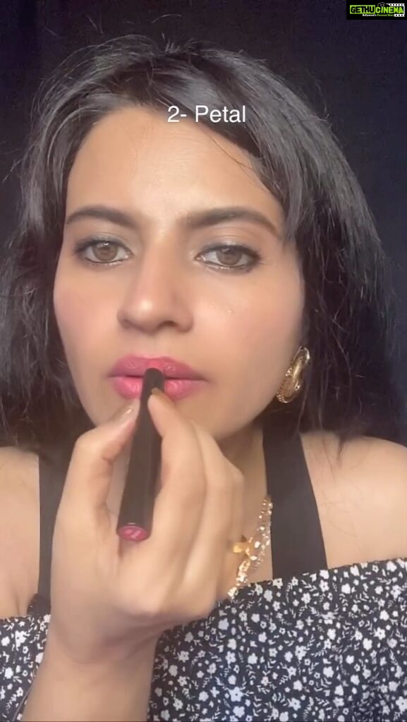 Leslie Tripathy Instagram - @reneeofficial Achieve matte-perfection with RENEE Very Matte Lipstick combo. ✅ High color payoff with matte finish ✅Enriched with Hyaluronic acid ✅ Long-lasting & comfortable Use Code: LESLIESO10 to get 10% off on www.reneecosmetics.in #ReneeCosmetics #ReneeEveryday #VeryMatte #longlasting #Mattelipstick #lightweight #verymattecombo #ad Mumbai, Maharashtra
