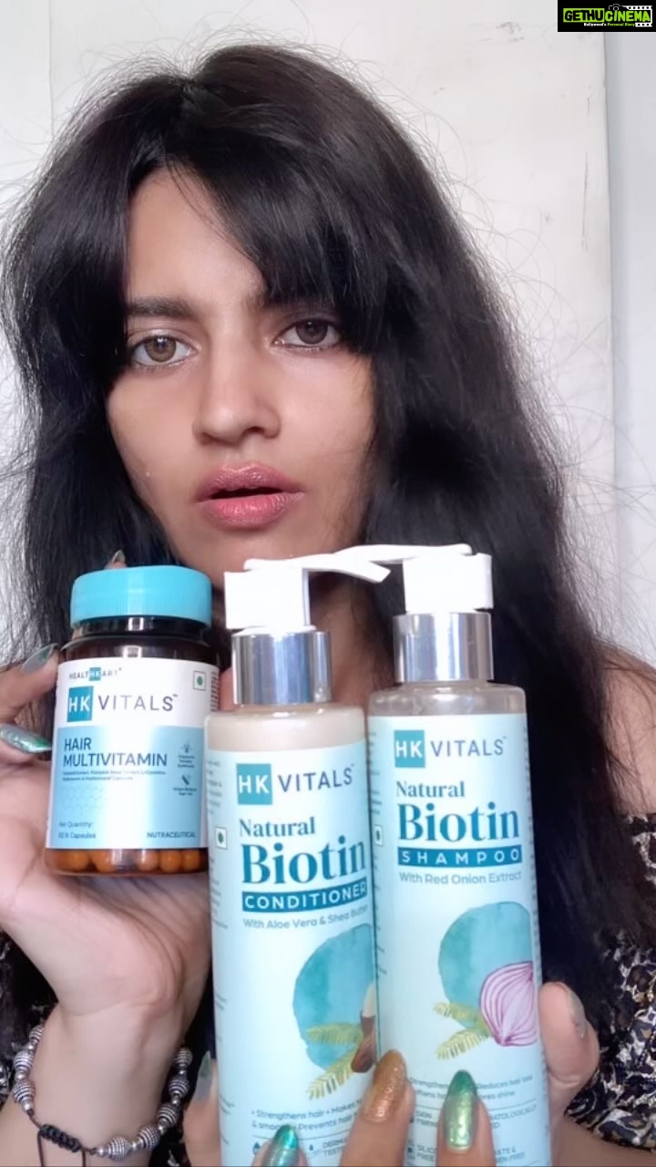 Leslie Tripathy Instagram - @hkvitals nourishes my scalp with healthy hair growth internally and externally #ad Mumbai, Maharashtra