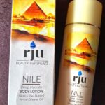 Leslie Tripathy Instagram - @rjucare body lotion ✅deep hydrates my skin with #niloticasheabutter #africansesameoil . ✅helps restore skin elasticity #SkinUpwithRju#HydratingSkincare#Creasip #instadaily #instagood #instafamous #beautyhacks #beautybloggers #vocalforlocal Mumbai, Maharashtra