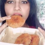 Leslie Tripathy Instagram - Just tried yummy food from @plateup.in Craving some burgers, sliders, hotdogs and some small plates order right now from zomato or Swiggy! #ad They also customize their stuff for party orders 🤤 Loved the food, fresh and so well cooked! Tried the chicken donuts, crunchy shrimp sliders and the chicken hotdog and they were all amazing! 3 cheers for #womenentrepreneur Monica Tipnis the owner and founder of this yummy food brand