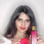 Leslie Tripathy Instagram - @yahvi_realbeauty #YAHVI #ROOTINGFORYOU #AYURVEDICSKINCARE #YAHVIONIONSHAMPOO” “#onionshampoo #hairfall #HAIRGROWTH #HAIRPRODUCTS #ayurvedalifestyle #bhringrajshampoo” “#YAHVI #ROOTINGFORYOU #AYURVEDICSKINCARE #YAHVIONIONOIL” “#onionoil #hairfall #HAIRGROWTH #HAIRPRODUCTS #ayurvedalifestyle” Mumbai, Maharashtra