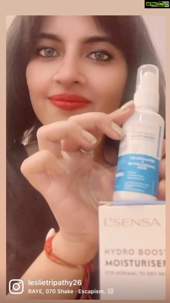 Leslie Tripathy Instagram - @lsensa_cosmetic Oil free ultra hydrating moisturizer LOCK IN MOISTURE: L’sensa Hydro Boost Moisturiser is lightweight and deeply nourishing for smoother, suppler skin. ESSENTIAL 2% CERAMIDE : Ceramides are found naturally in the skin and make up 50% of the lipids in the skin barrier. L’sensa Hydro Boost moisture is formulated with 2% ceramides to help restore and maintain the skin’s natural barrier.