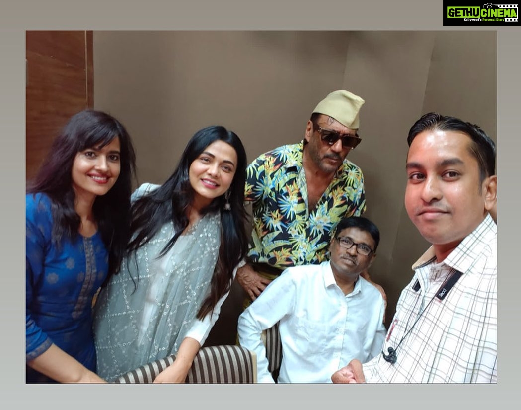 Leslie Tripathy - 7.8K Likes - Indian Actor and Superstar Jackie Shroff @apnabhidu ās JK foundation organised free medical camp, raising awareness on World Thalassemia Day on 8th May. Thalassemia is a condition passed onto children by parents.
Jackie Shroff spoke about the condition and how parents should be aware of the symptoms for early detection. He said, 'We are trying to spread awareness about Thalassemia.' He added, 'In kids after every 15 days, blood has to be tested and fresh blood is transfused. The parents are not aware that blood needs to be tested. This is a small thing and awareness should be spread in rural areas too so that it can be stopped from spreading'. He also spoke about kids who suffer from the condition and urged people to get regular check-ups for Thalassemia ahead of marriage.
Lot of doctors, actors, social media influencers, volunteers joined Shroff to spread the awareness. Present at the event were Mallikarjun, Dr.Amol Gitte, Prarthana Behere, Sandip Ghuge, Vinay Naik, Leslie Tripathy along with many other notable dignitaries.
