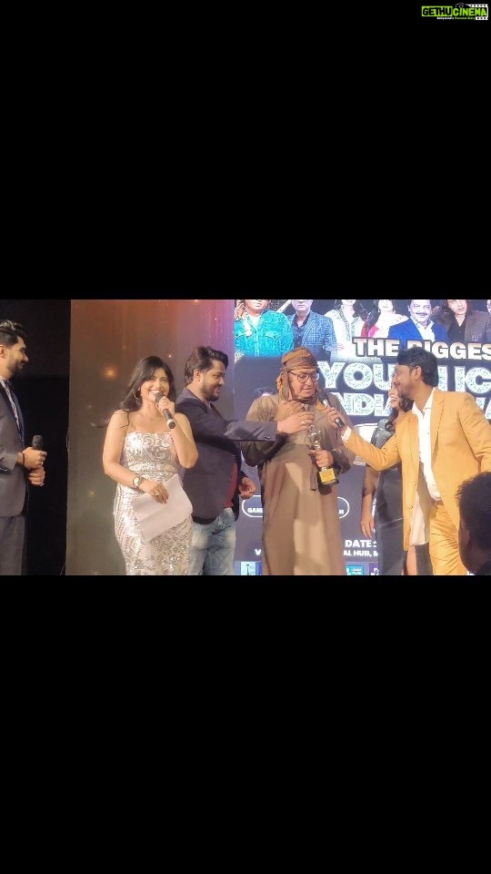Leslie Tripathy Instagram - Youth Icon Indian Award Event with Bollywood Sr. Actor Ranjeet Bedi On Stage With Actress Shiba Shaikh Producer Ganesh Shahu #azharhussaindirector