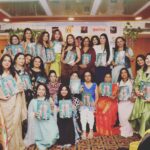 Leslie Tripathy Instagram - So here's sharing a sneek peek of our successful show and we celebrate our 4 th Anniversary bash of our @growingentrepreneursng community with felicitation of our #geentreprenueraward and our #gemagazinelaunch and featured 25 successful Entrepreneurs It was a great evening well spent with our honourable Chief Guest @abhijeetashokraneofficial @nidarshana_gowani @dr.manjulodha We missed you mam Our guest of honour @deecee_20 @namrata_thakker @caanilgoyal @mickey_mehta we missed you sir Our celebrity guest @ojasrajanihairnmakeupacademy @filmmakermanisharanawat @kkhushijaain Our special Guest @himanshu_agarwal._ @anujazaverihapp @anisha_purswani @lubdhaporwal @queenkaren777 @nutansoni Special mention for our Growing entrepreneur magazine cover a big thank u to my favourite couple @manasi_parekh @parthivgohil9 @deeceepaps All our Successful entrepreneur/awardees and our entrepreneur featured in Magazine a big thank you to all you guys @mittalkotaktarotcardreader @nandniguptaa @vijitvyas2023 @shamim_dhamaskar @avanipithadia @kamakshee_creation @jahnavithadeshwar @sshreevidhyaa @decorwithdhruv @hodophile_21 @pethavenindia @purvijaveri @nirupama.fitlifestyle @shahanissha @poojasodagar @immrunal @poojaanand @payalsurekha @shabia_walia @kapadiaasma @haswataprasanna @roopachoksi @jayamunot @dipalishah @abundance_with_pooja @shukrana_preetisingh @sp_photography12 @jayshreeshah @rupeeboss sharadhegde Special thanks to my photography partner @sp_photography12 My mua @shamim_dhamaskar My beautiful host @leslietripathy My saree @thegrowingindiastore My printing partner @pragatienterprise @pritika_graphics 🙏🙏🙏Thank u everyone for your trust The Club Mumbai