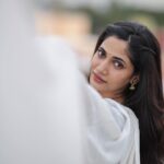 Losliya Mariyanesan Instagram - 🤍 📸 @dhanush__photography 👱‍♀️ @priyaprabu_artistry 👗 @studio_l_by_lini
