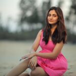 Losliya Mariyanesan Instagram - pink venom @dhanush__photography
