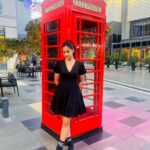 Losliya Mariyanesan Instagram - I’m nicer when I like my outfit 🖤 @touronholidays