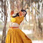 Losliya Mariyanesan Instagram – Happy Pongal weekend everyone ☀️

Photography @dhanush__photography 
Dress @studio_l_by_lini 

Thank you for the lovely gift @losliya.mariya.96_fc much love to you ♥️