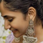 Losliya Mariyanesan Instagram - Don’t let anyone dim the light within you Photographer @mikkie_photographhy Dress @studio_l_by_lini Location @backyardbysai Jewels @the_beta_girl