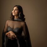 Losliya Mariyanesan Instagram - Never regret anything you have done with a sincere affection . Designer @archana.karthick Photographer @navin.appu Makeup & hair @sty1e_guru @mizubackdrops