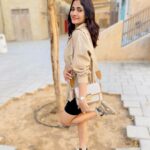Losliya Mariyanesan Instagram - 🤎 @touronholidays