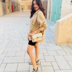 Losliya Mariyanesan Instagram - 🤎 @touronholidays