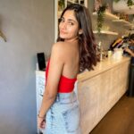 Losliya Mariyanesan Instagram – Ready to slay any day ☺️ @touronholidays 

Top @shimona_stalin