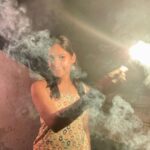 Losliya Mariyanesan Instagram - Happy diwali to everyone 🪔 @sruuthikaa @_.surya._26._