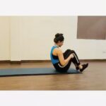 Losliya Mariyanesan Instagram - Pose of the day 🧘‍♀️ Thank you kavitha @aum_yogini