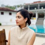 Losliya Mariyanesan Instagram - Sending some love ♥️