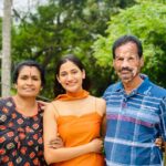 Losliya Mariyanesan Instagram - My happy place 🧡 Dress @studio_l_by_lini @thivyaashinirakunathan @suramyan.7 @vithur_raku @sutharmian 🧡🧡🧡🧡🧡