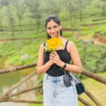 Losliya Mariyanesan Instagram - 🌻