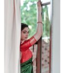 Losliya Mariyanesan Instagram - You’re worthy ❤️ 📸 @irst_photography 👗 @vi.bha_