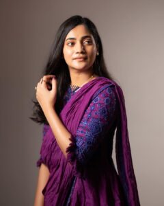 Losliya Mariyanesan Instagram - Breathe in confidence 💜 👗 @archana.karthick 📸 @navin.appu