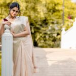 Losliya Mariyanesan Instagram - The one who will heal you is YOU : : : 📸 @kiransaphotography 👗 @vi.bha_ 💄 @radiancebridalstudio