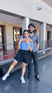 Losliya Mariyanesan Instagram - A v happy birthday Tharshhhhh ♥️ Thanks for handling crazy side of mine 🤪 #friendshipforever @tharshan_shant ♥️