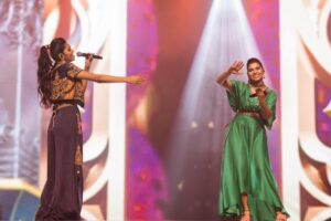 M.M. Manasi Instagram - In the moment 🥰❤️ #M3Live

📸 - @arunprasath_photography 
Stylist - @pallavi_85 
MUA - @rachelstylesmith 

@nanbanentindia @aariarujunanactor
#NanbanEntertainmentLaunch #MMManasi #MMMonissha #LiveInConcert #SisterGoals #nanbanartsandculturelaunch