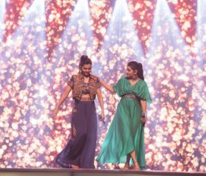 M.M. Manasi Instagram - The @manasimm @monisshamm sisters' Splendid Song Performance Takes Audience by Storm in #NanbanEntertainmentLaunch happened last night

@proyuvraaj 💯
@arunprasath_photography 😇

#NanbanCraftmastersAward
#NanbanArtsAndCultureLaunch

nanban_group @NanbanNarain @NanbanEntIndia @Aariarujunan 

#kollywood #tollywood #mollywood #celebrities #singer #sisters #rocking #performance #chennai #tamilnadu #india #picoftheday #trending #trendingnow