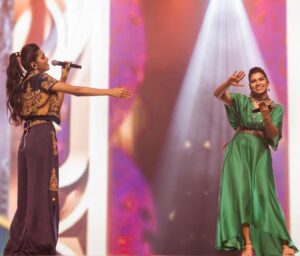 M.M. Manasi Instagram - The @manasimm @monisshamm sisters' Splendid Song Performance Takes Audience by Storm in #NanbanEntertainmentLaunch happened last night

@proyuvraaj 💯
@arunprasath_photography 😇

#NanbanCraftmastersAward
#NanbanArtsAndCultureLaunch

nanban_group @NanbanNarain @NanbanEntIndia @Aariarujunan 

#kollywood #tollywood #mollywood #celebrities #singer #sisters #rocking #performance #chennai #tamilnadu #india #picoftheday #trending #trendingnow