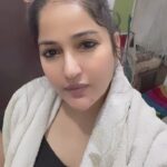 Madhavi Latha Instagram - How to understand women #itseasy #understandingwomen #itsnotdifficult #womenmoodswings #crazy #girlsarecrazy #women #wewomen