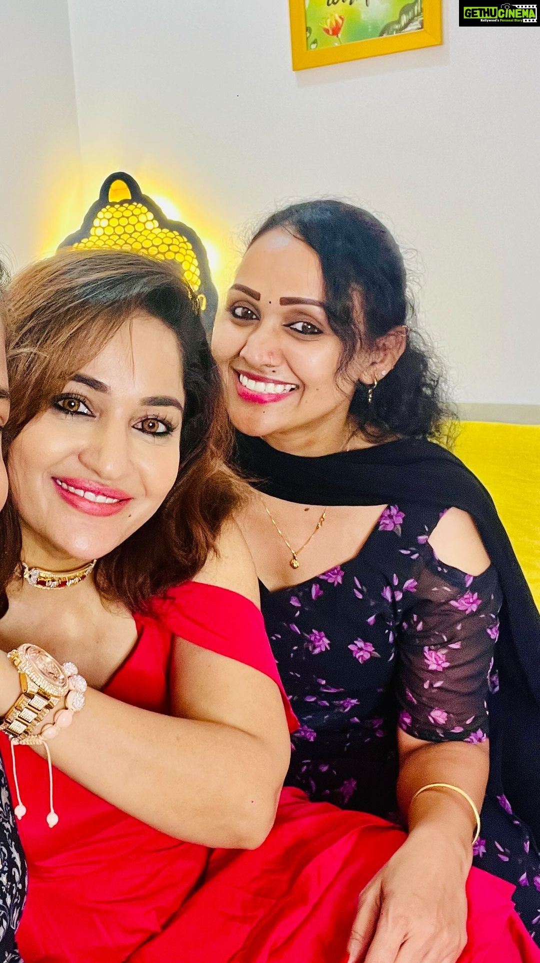 Madhavi Latha Instagram - β€οΈβ€οΈππππafter long time v spend gud time Madhavi Latha Garu all credit goes to your birthday celebrations late past sorry to all ππ»ππ»ππ»ππ»dance practice #reels #reelsinstagram #instagram #trending #viral #explore #love #instagood #explorepage #tiktok #reelitfeelit #india #follow #photography #fyp #reel #instadaily #followforfollowback #reelsvideo #likeforlikes #like #fashion #memes #foryou #reelkarofeelkaro #music #o #insta #instagramreels