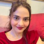 Madhoo Instagram – #wednesdaywisdom  #motto #beliefsystem #fakeittillyoumakeit  #hisholinessthedalailama @arthurcbrooks @harvardhbs