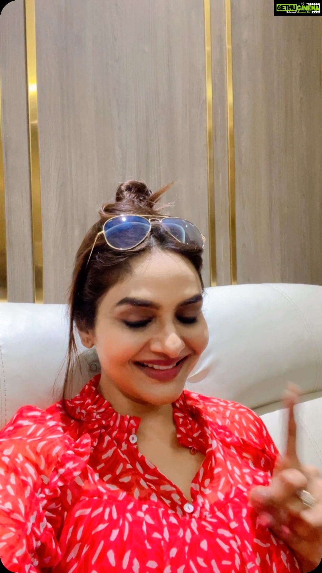 Madhoo Instagram - My life my way ❤️❤️❤️