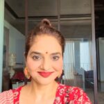 Madhoo Instagram – Happy navratri 🙏🏼