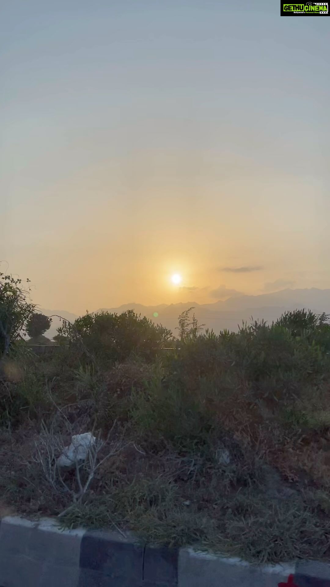 Madhoo Instagram - @brahmakumaris @m.t._abu #mountAbu #prayer ❤️❤️❤️❤️❤️❤️
