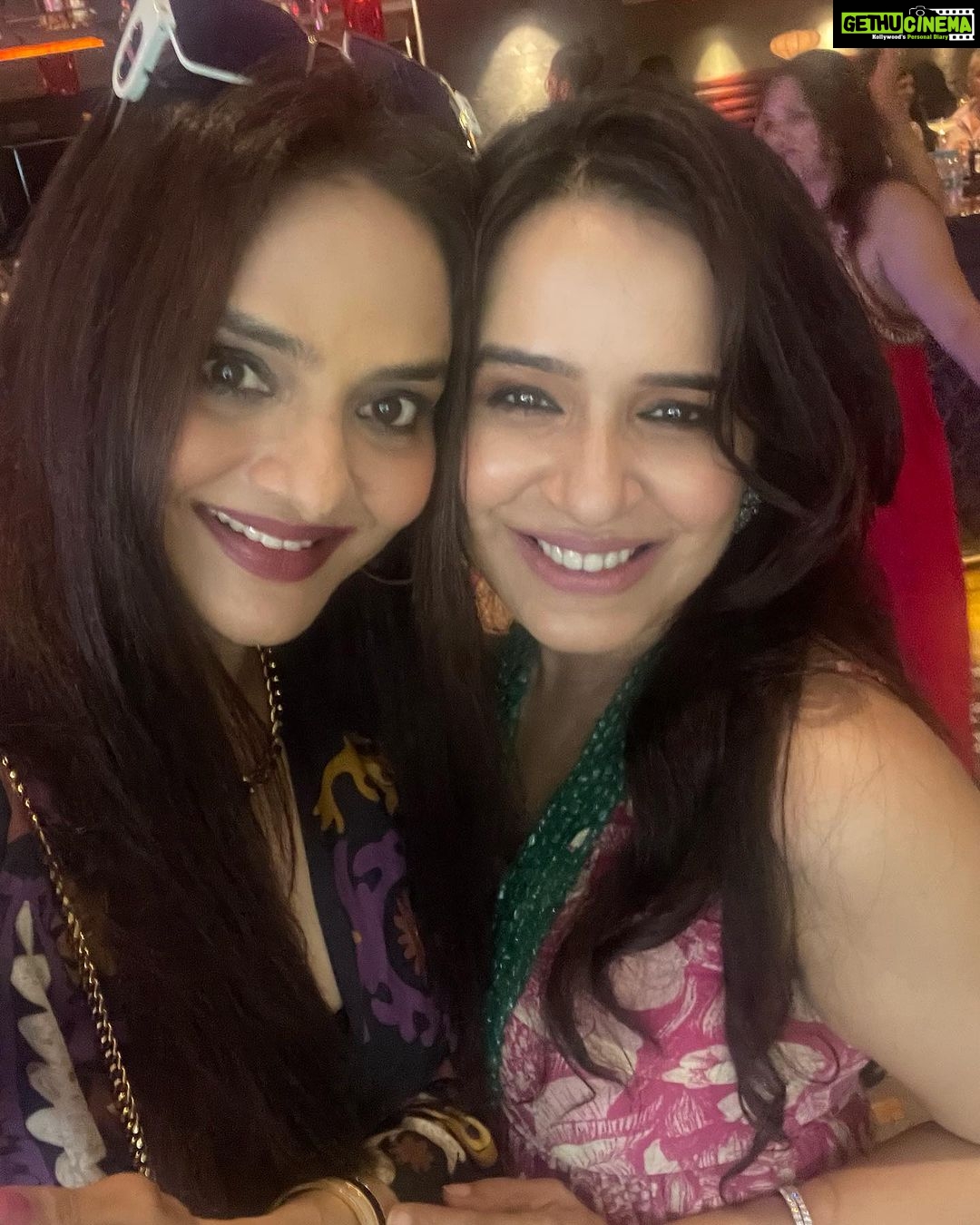 Madhoo Instagram - Happy birthday dearest @purvimehta007 ❤️ Mumbai, Maharashtra