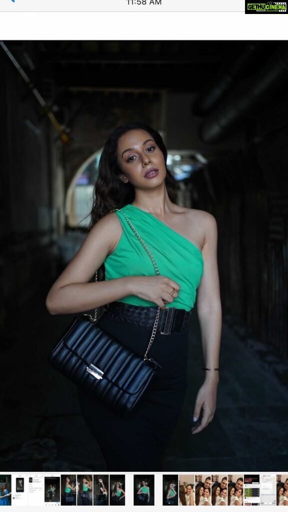 Madhurima Roy Instagram - Ya lookin’ x @accessorizeindiaofficial ~ Shot by @the_little_lens Edited by yours truly ~ #accessorize #collaborationpost #fashionreel #handbags Bandra