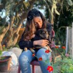 Madhurima Roy Instagram - Little su-paw star on set 🐾✨