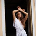 Madhurima Roy Instagram - Feeling so brave wearing white this monsoon #2 ⛈ .. Lensed by @the_little_lens Bandra