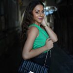 Madhurima Roy Instagram - Carry your world in style with a hint of class 🖤✨ . . . . . . . . . . . . . . . . . . . . . . . . #accessorize #accessories #accessorizeindia #accessorizer #baglover #bagaddict #explorepage #fyp #instagram #collab #shopnow