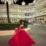 Madhurima Tuli Instagram – Khamba Gani Udaipur ❤️🙏🏼

Wearing @the_adhya_designer 
HMU @make_girl_aanchal 
Location #labhgarhpalace