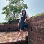 Madhurima Tuli Instagram - Live life with no excuses.. Travel with no regret.. 🖤 #travel #fort #goa #love #life #explore