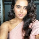 Madhurima Tuli Instagram - Selfie series 🌸💓 HMU @sunny_makeup_artist #selfie #pink #love #loveyourself