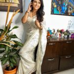 Madhurima Tuli Instagram - Piya tose Naina lage re.. 🫶🏼🤍 #sareelove #momssaree #love #white #peace