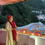 Madhushree Instagram - Feeling #blessed to perform in #vashnodevi Darbaar .#jaimatadi Happy #navratri #vaishnodevi darshan #jambhu #matavaishnodevi #jaimatadi #jaimahakal #jaikaalbhairav #durgapooja #happy #mahaashtomi