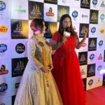 Madhushree Instagram – With your love again #mallipoo  #rocks  thanks to #bigtamilrasigarawards #bigfm #arrahman  #yuvanshankarraja  #vidyasagar  #deva  #tamil  #gvprakash  #thamarai  #vtk  #gautammenon  #silambarasan  #simbufans