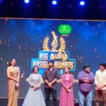 Madhushree Instagram – With your love again #mallipoo  #rocks  thanks to #bigtamilrasigarawards #bigfm #arrahman  #yuvanshankarraja  #vidyasagar  #deva  #tamil  #gvprakash  #thamarai  #vtk  #gautammenon  #silambarasan  #simbufans